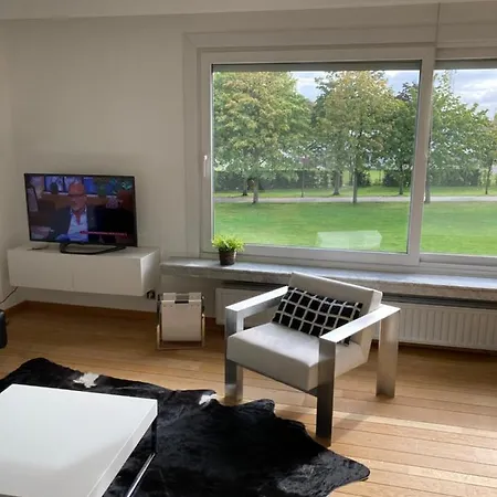 Lichtrijk Mooi Met Zicht Op Hof Roosendael Apartment Antwerp